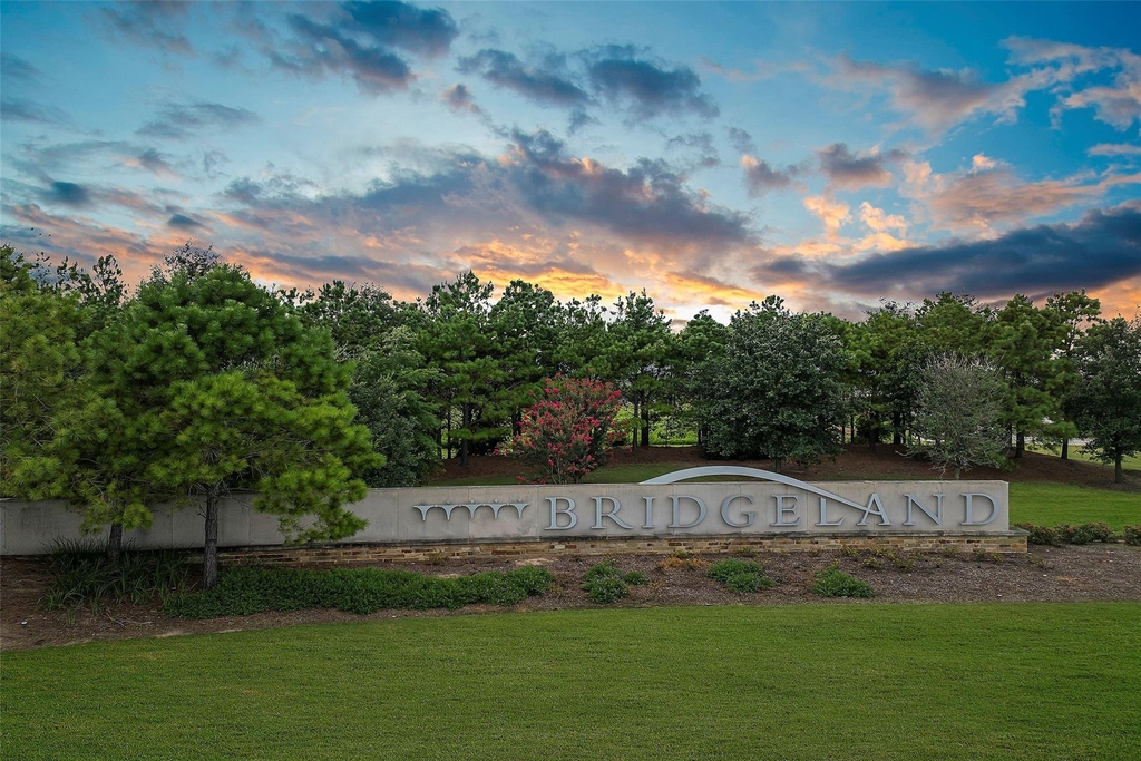 21130 Medina River Drive - Photo 31
