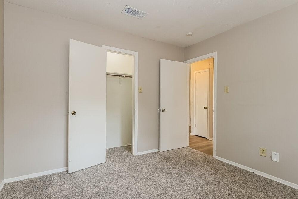 12627 Day Hollow Lane - Photo 11