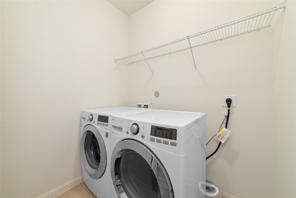 12054 Fairquarter Lane - Photo 14