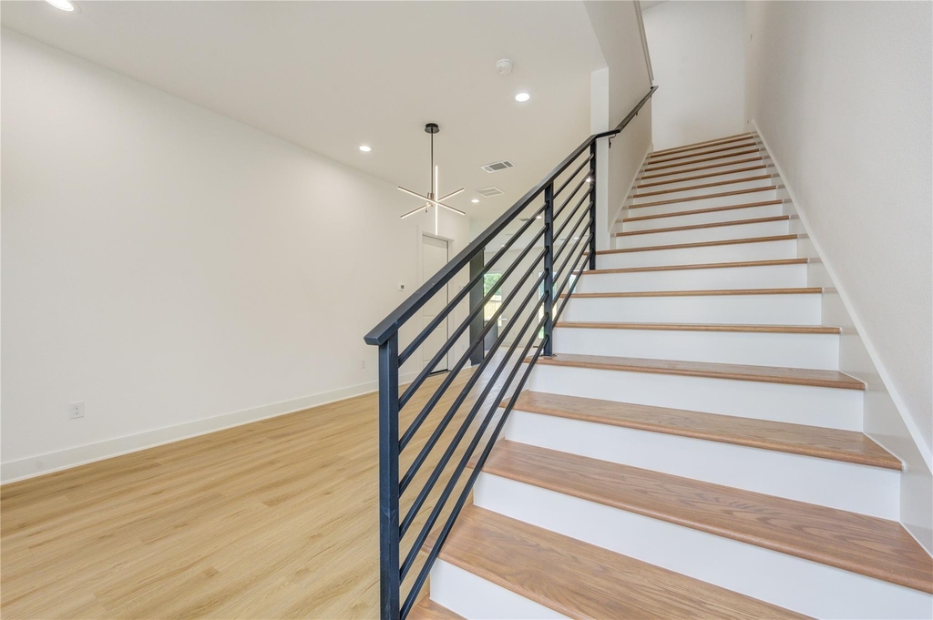 9007 Noel Street - Photo 31