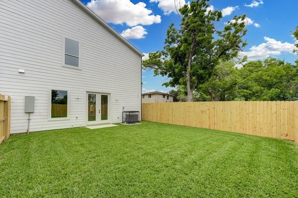9007 Noel Street - Photo 34