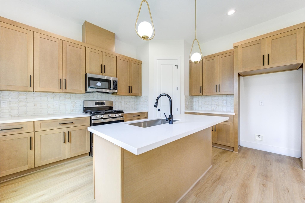 9007 Noel Street - Photo 5