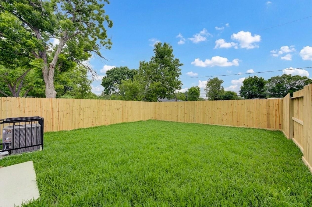 9007 Noel Street - Photo 33