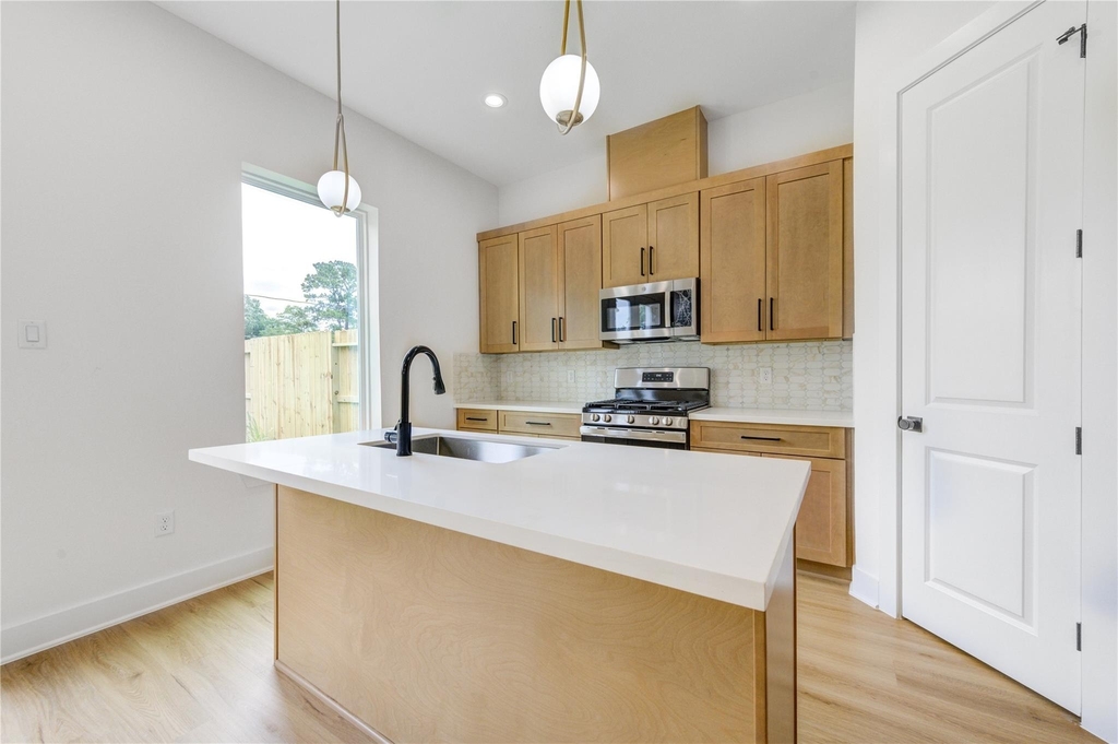 9007 Noel Street - Photo 3