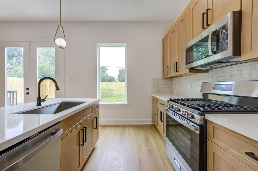 9007 Noel Street - Photo 9
