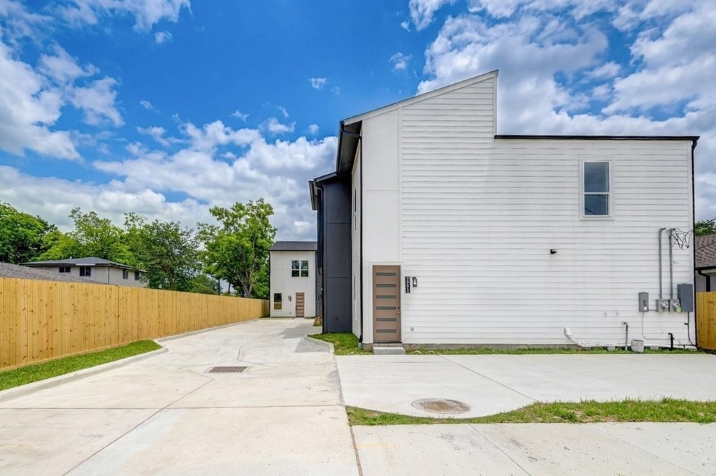 9007 Noel Street - Photo 41
