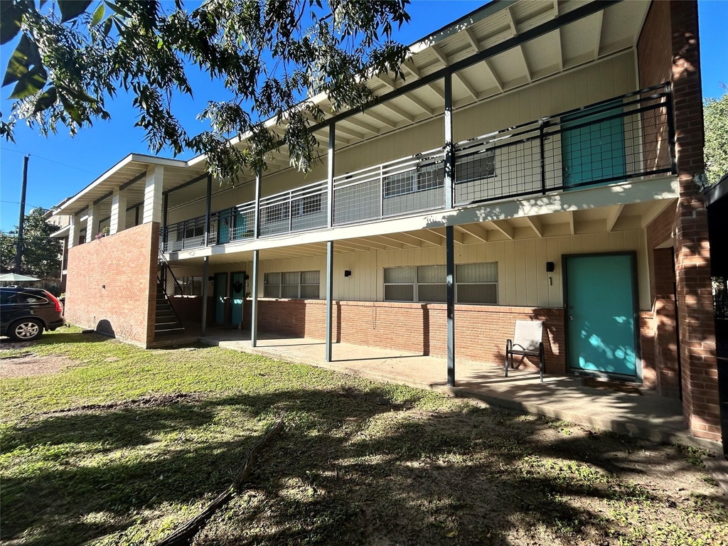 3520 Garrott - Photo 18