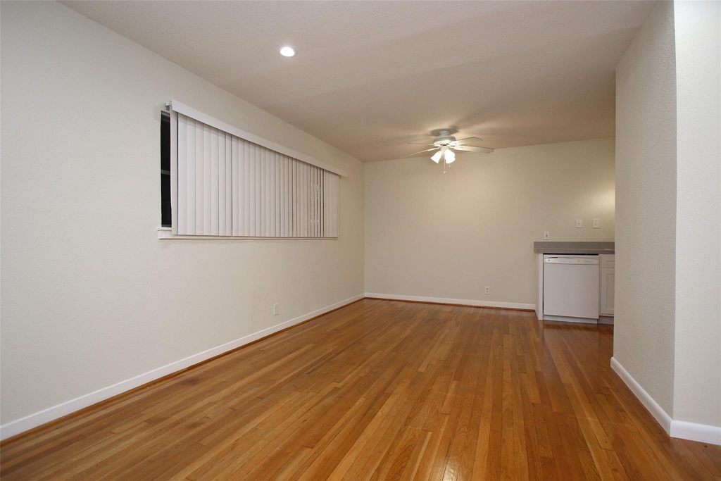 3520 Garrott - Photo 2