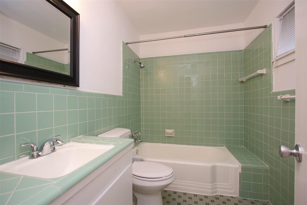 3520 Garrott - Photo 15