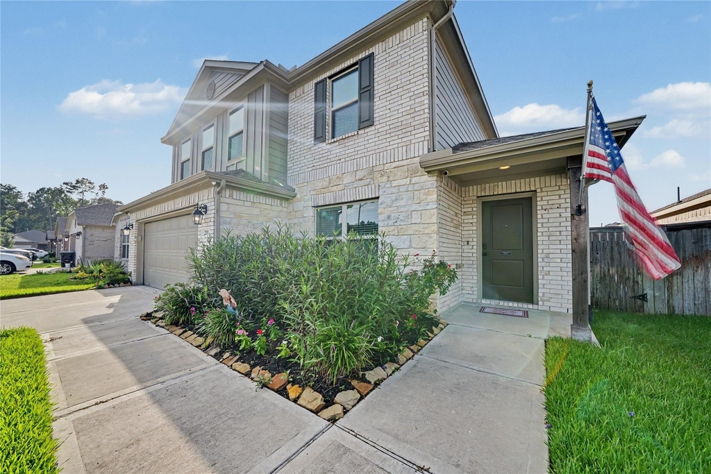 20815 Acorn Valley Drive - Photo 2