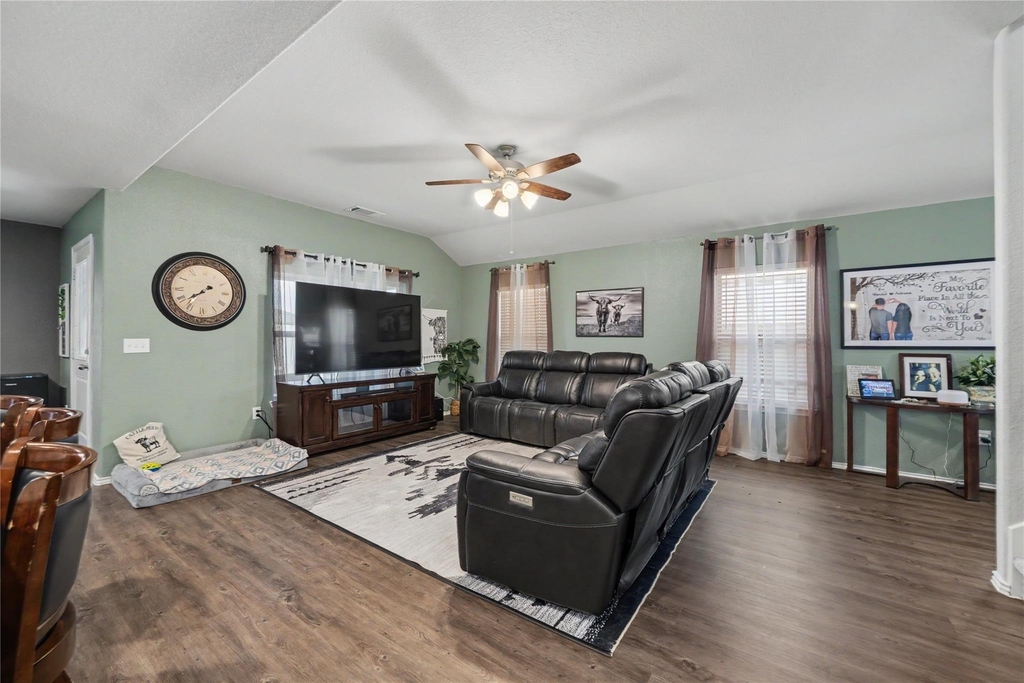 20815 Acorn Valley Drive - Photo 5
