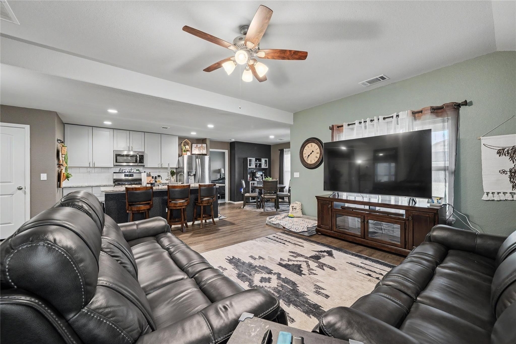 20815 Acorn Valley Drive - Photo 4
