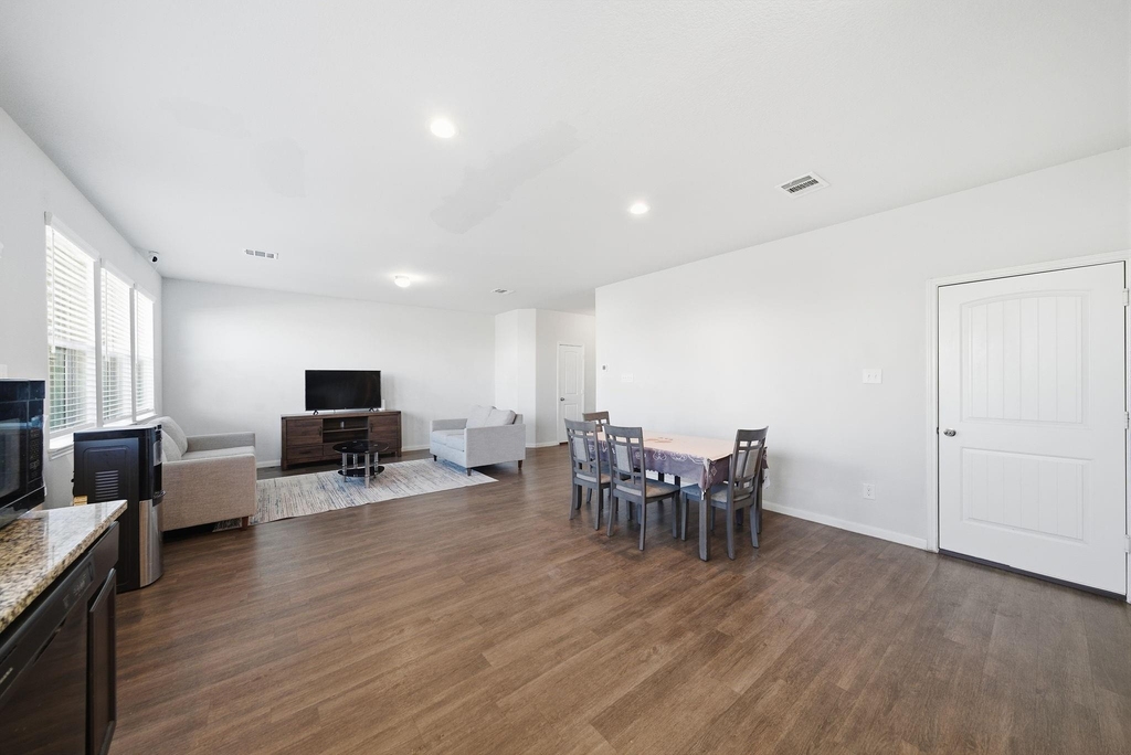 18518 Snowy River Lane - Photo 6