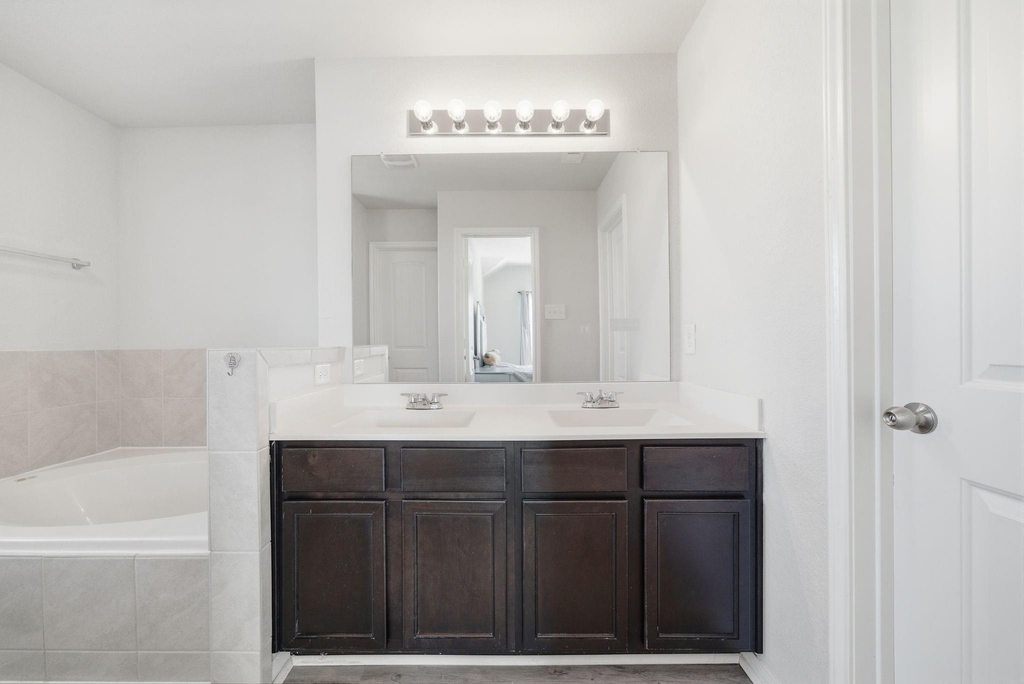 18518 Snowy River Lane - Photo 16