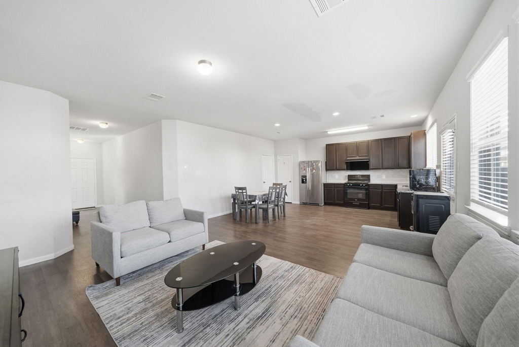 18518 Snowy River Lane - Photo 4
