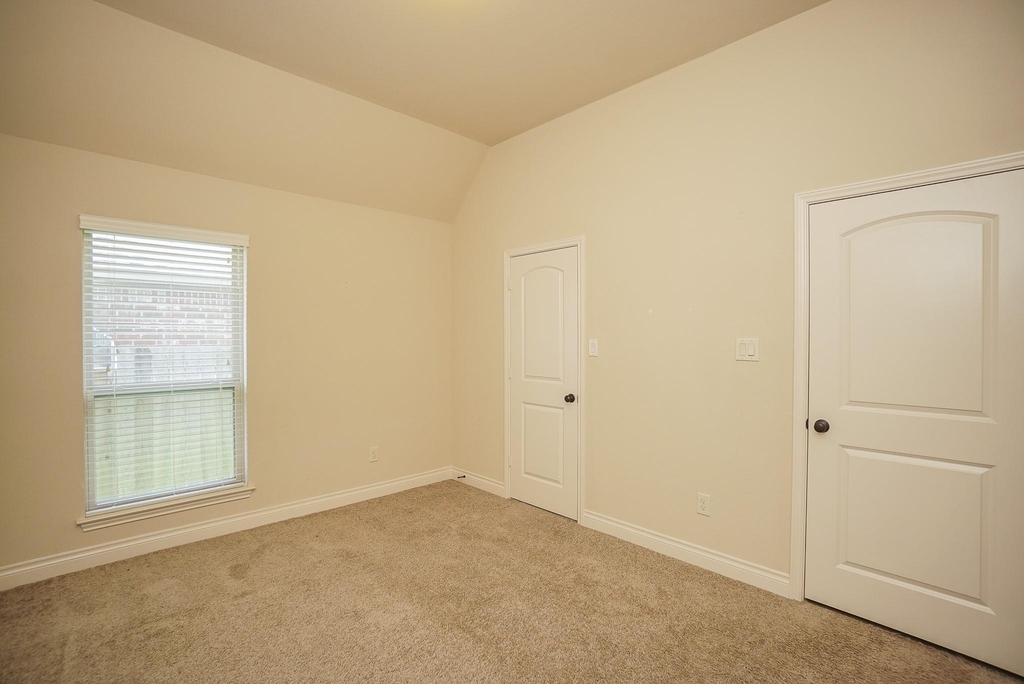 1215 Watercrest Park Lane - Photo 15