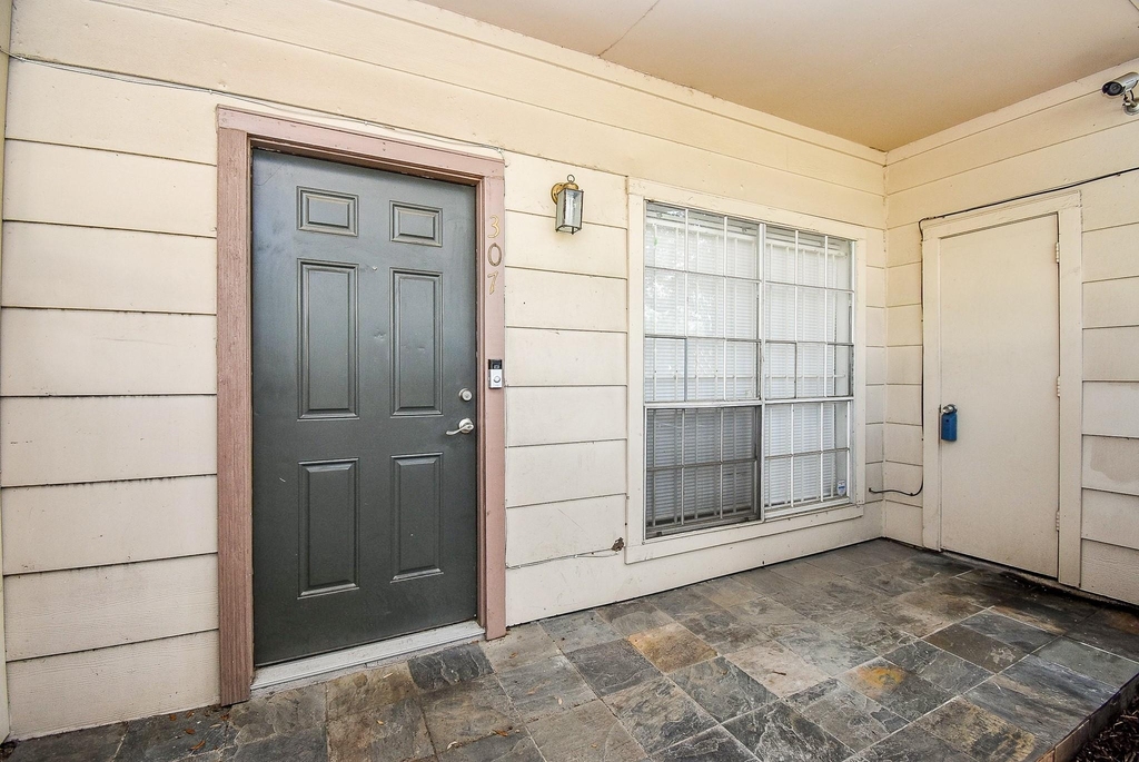 2626 Holly Hall Street - Photo 2