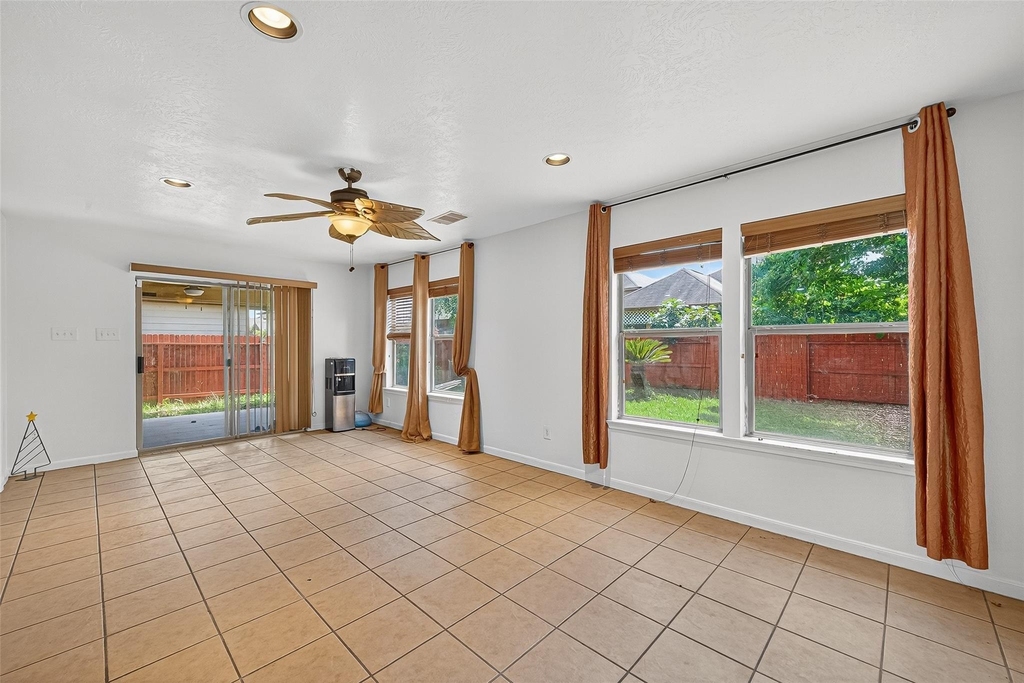 16547 Lanesborough Drive - Photo 15