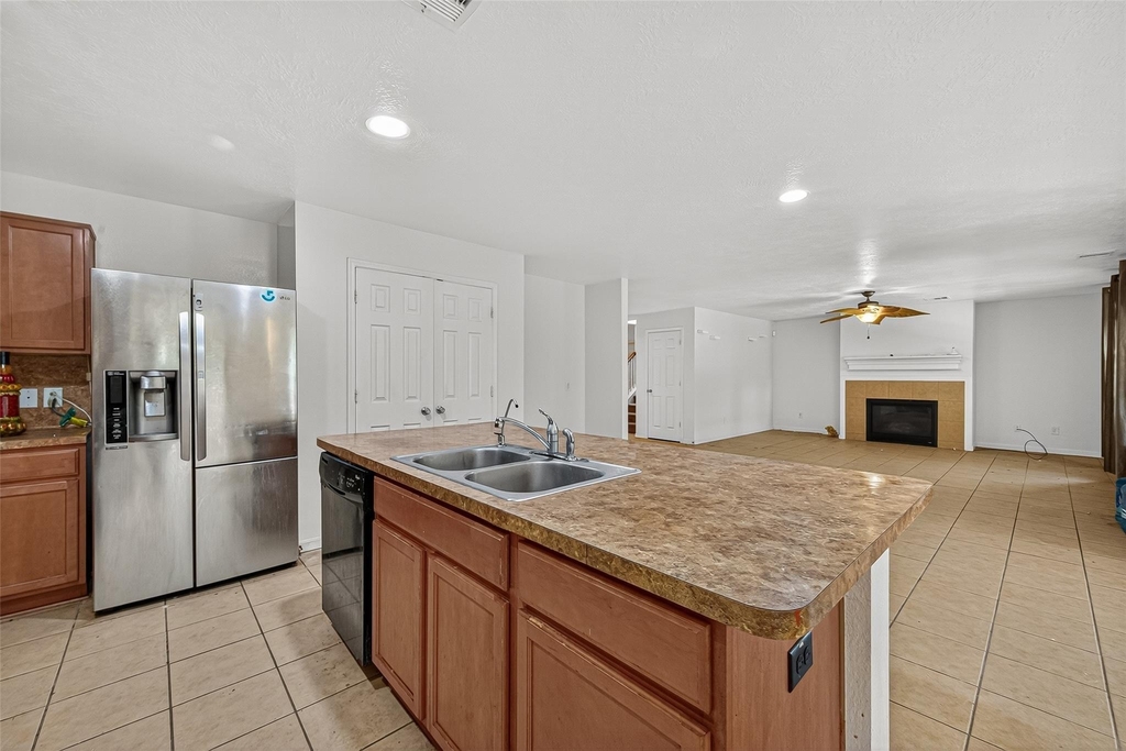 16547 Lanesborough Drive - Photo 27