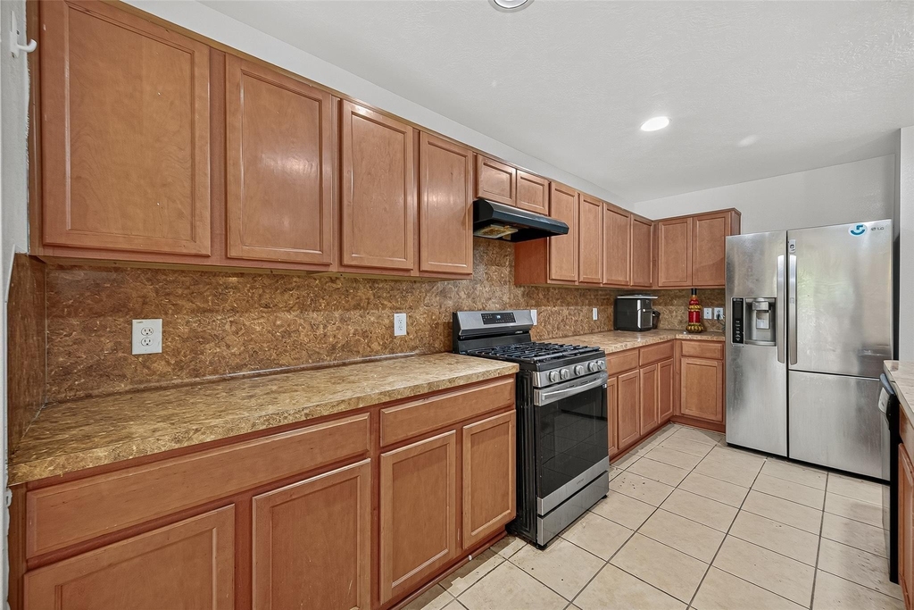 16547 Lanesborough Drive - Photo 28