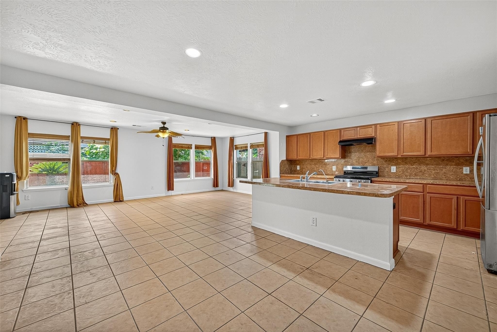 16547 Lanesborough Drive - Photo 12