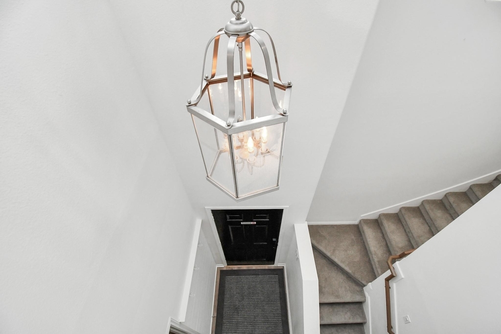 6715 Plum Springs Lane - Photo 14