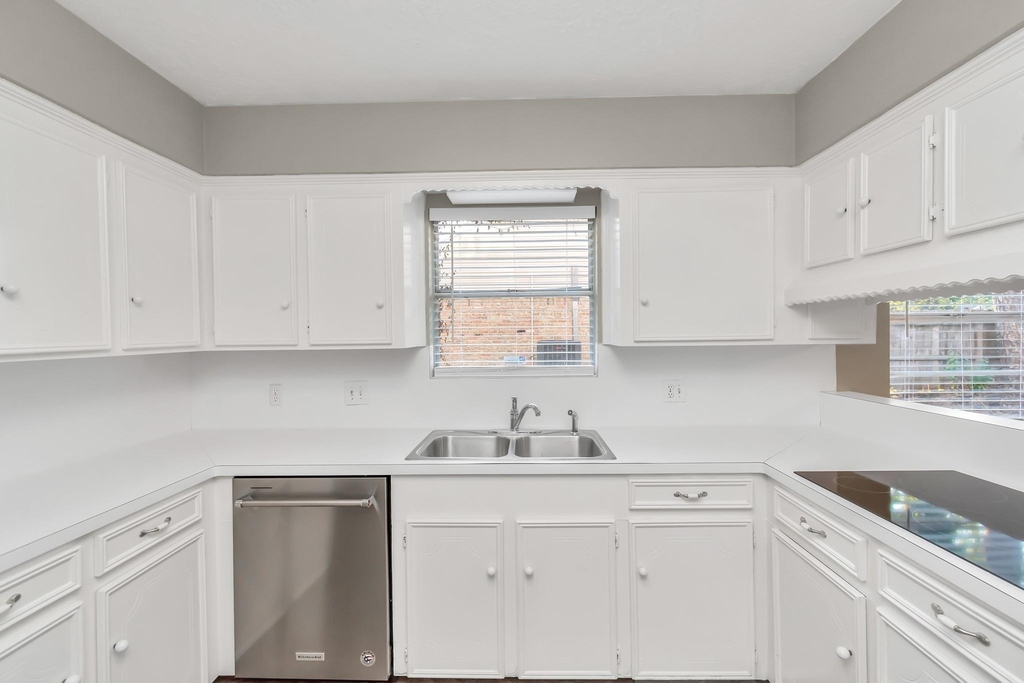 12526 Hazelwood Lane - Photo 21