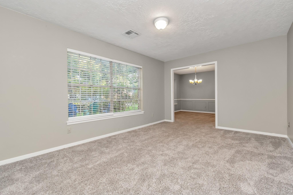 12526 Hazelwood Lane - Photo 13