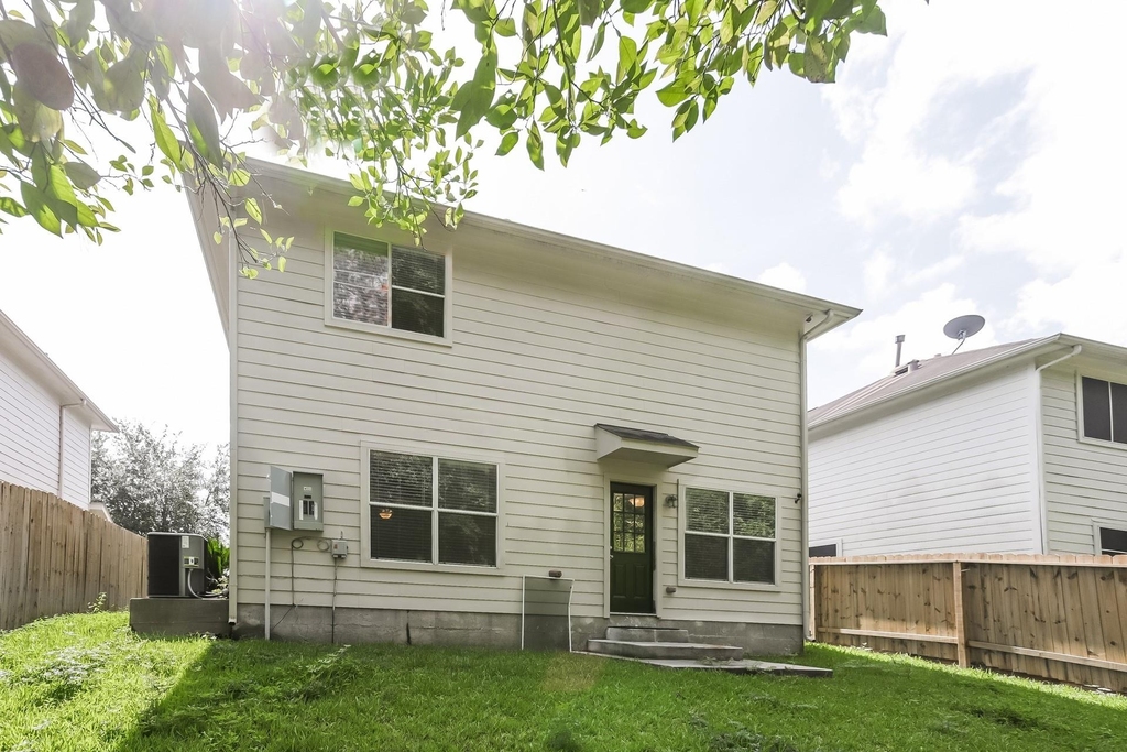 2911 Cypress Island Drive - Photo 14