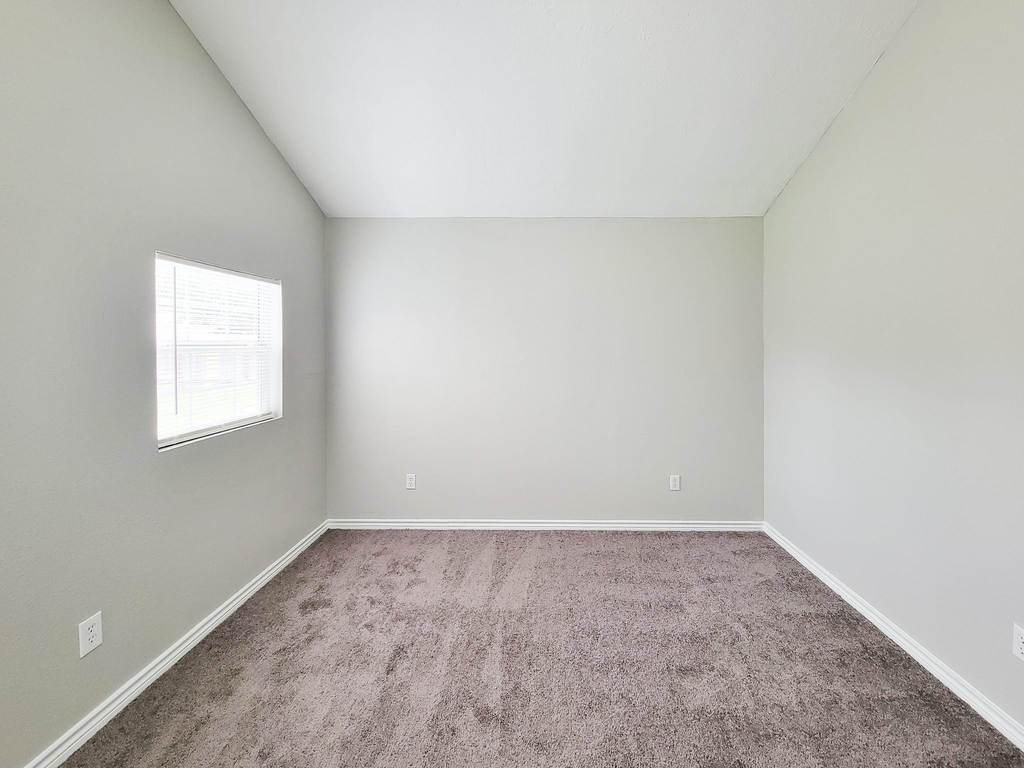 15814 Murrelet Court - Photo 24