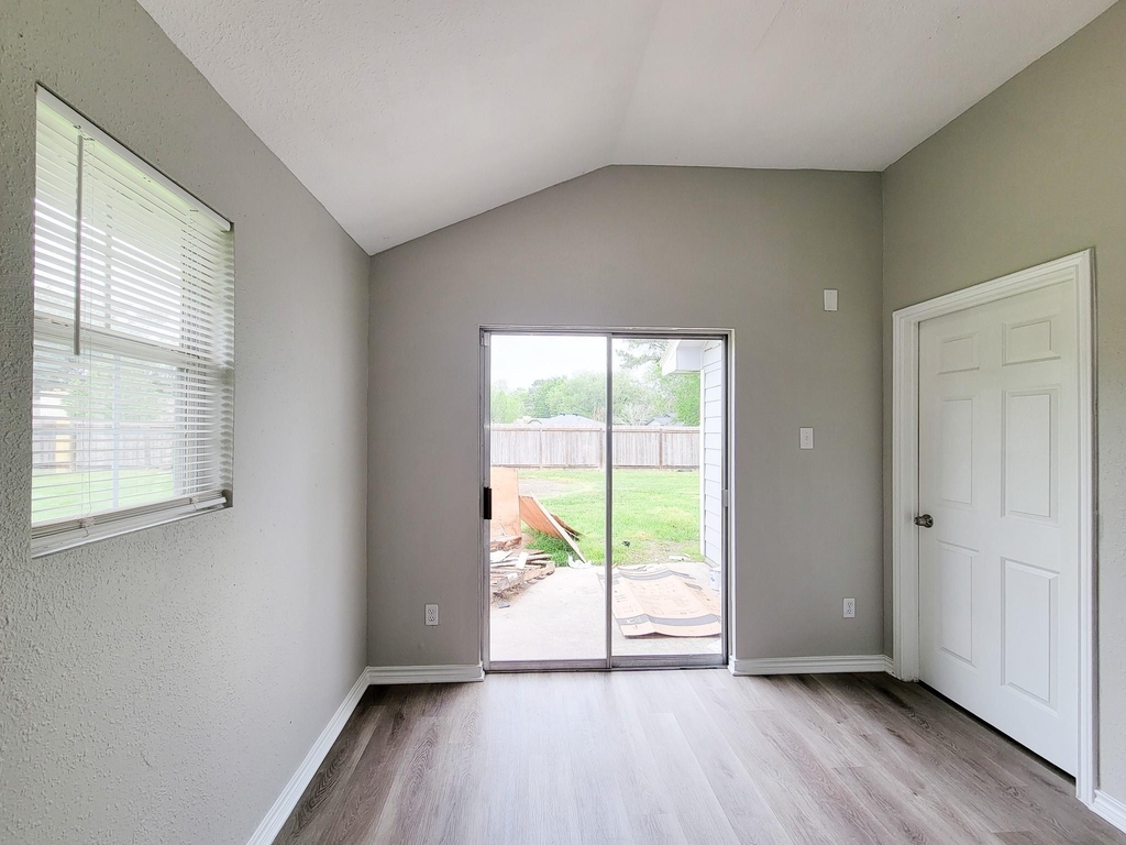 15814 Murrelet Court - Photo 20