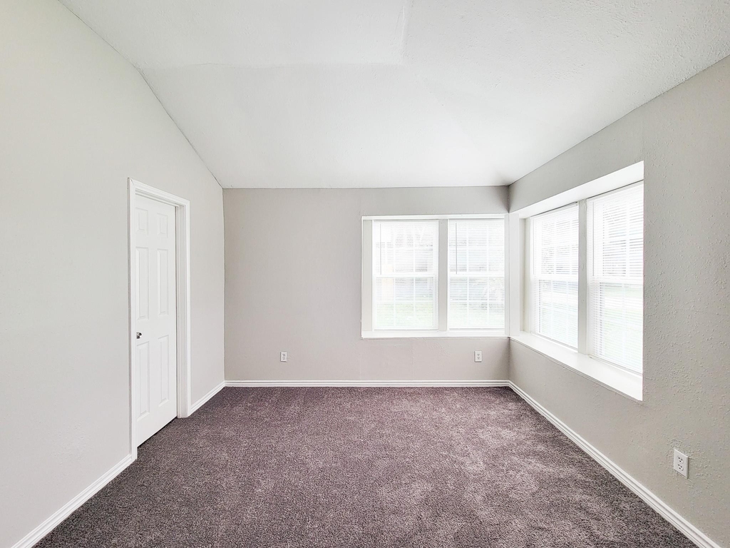 15814 Murrelet Court - Photo 32