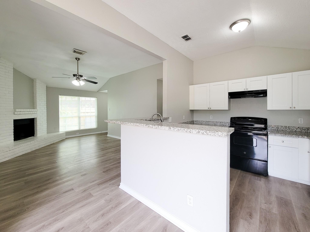15814 Murrelet Court - Photo 11