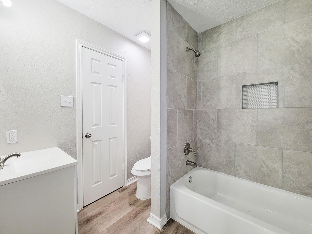 15814 Murrelet Court - Photo 22