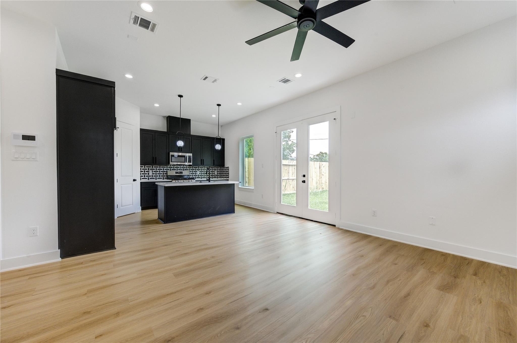 9007 Noel Street - Photo 2