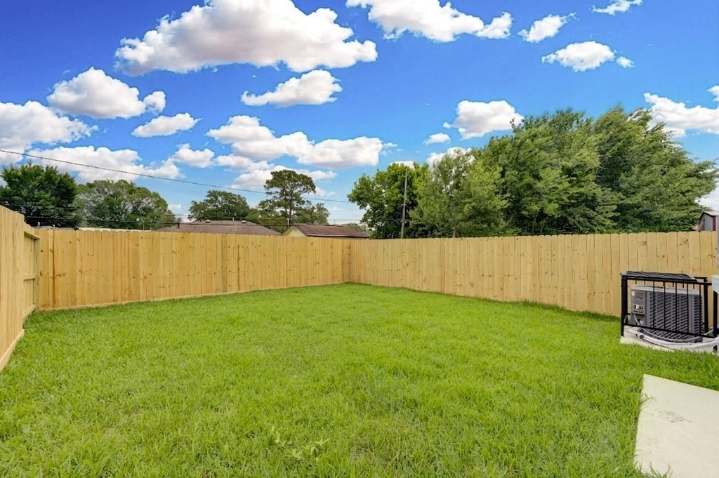 9007 Noel Street - Photo 25
