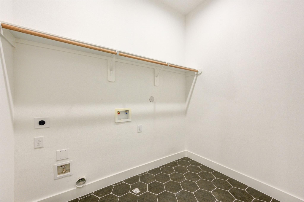 9007 Noel Street - Photo 16