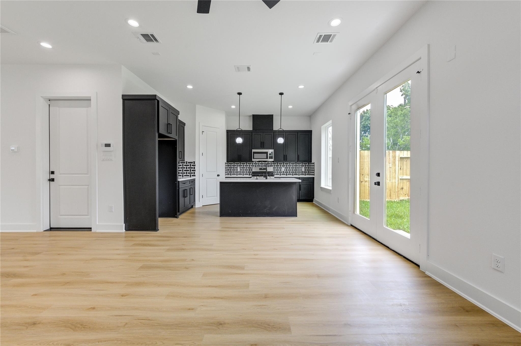 9007 Noel Street - Photo 3