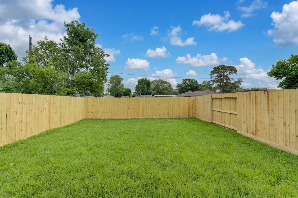 9007 Noel Street - Photo 29