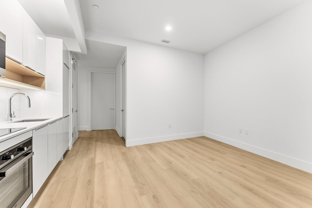55 Broad Street - Photo 3