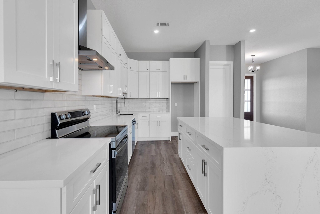 519 Chuckwagon Trail - Photo 11