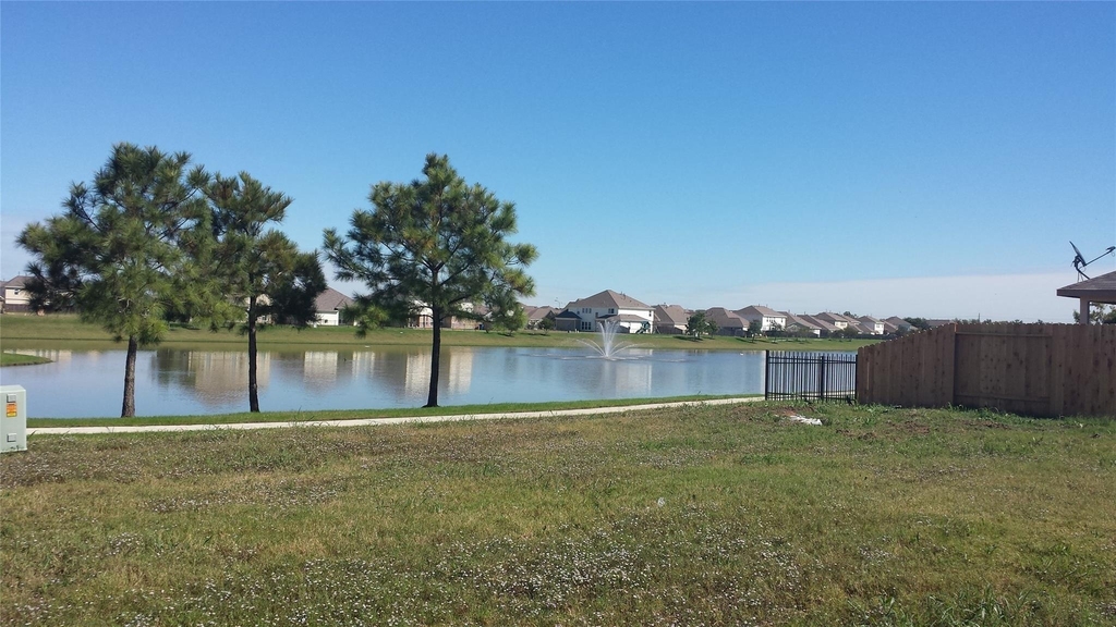 2310 Garden Square Path - Photo 19