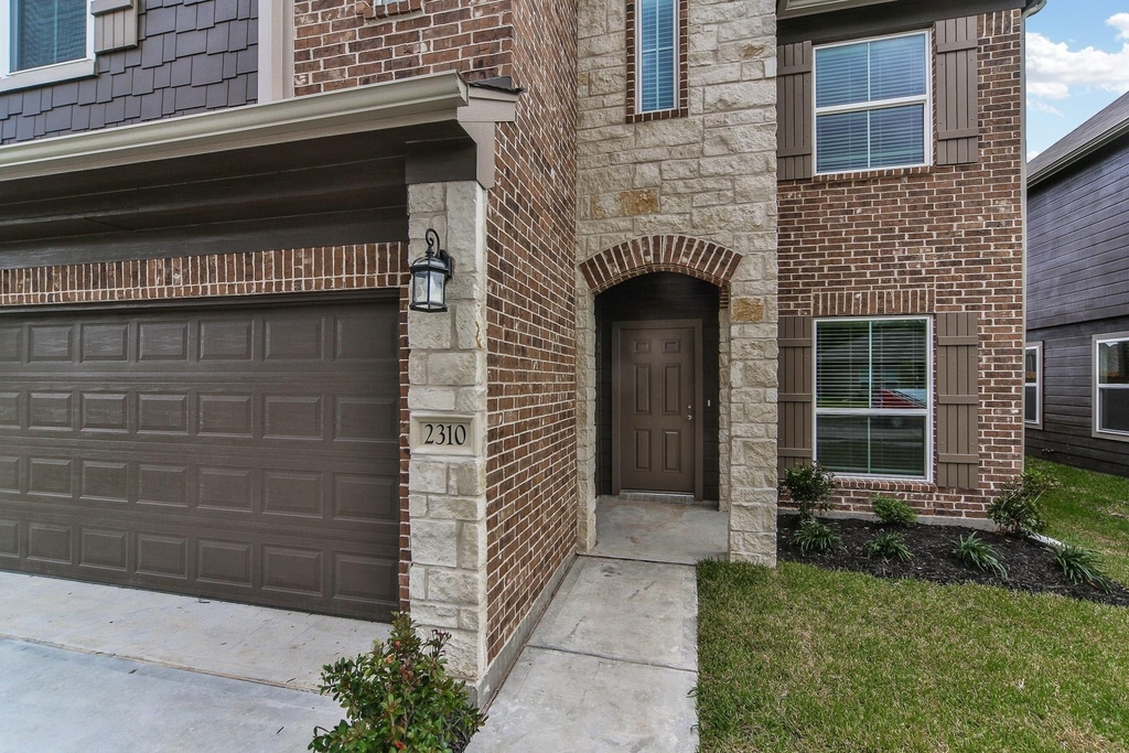 2310 Garden Square Path - Photo 1