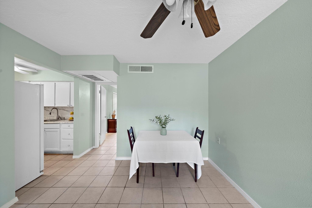 3224 Timmons Lane - Photo 7