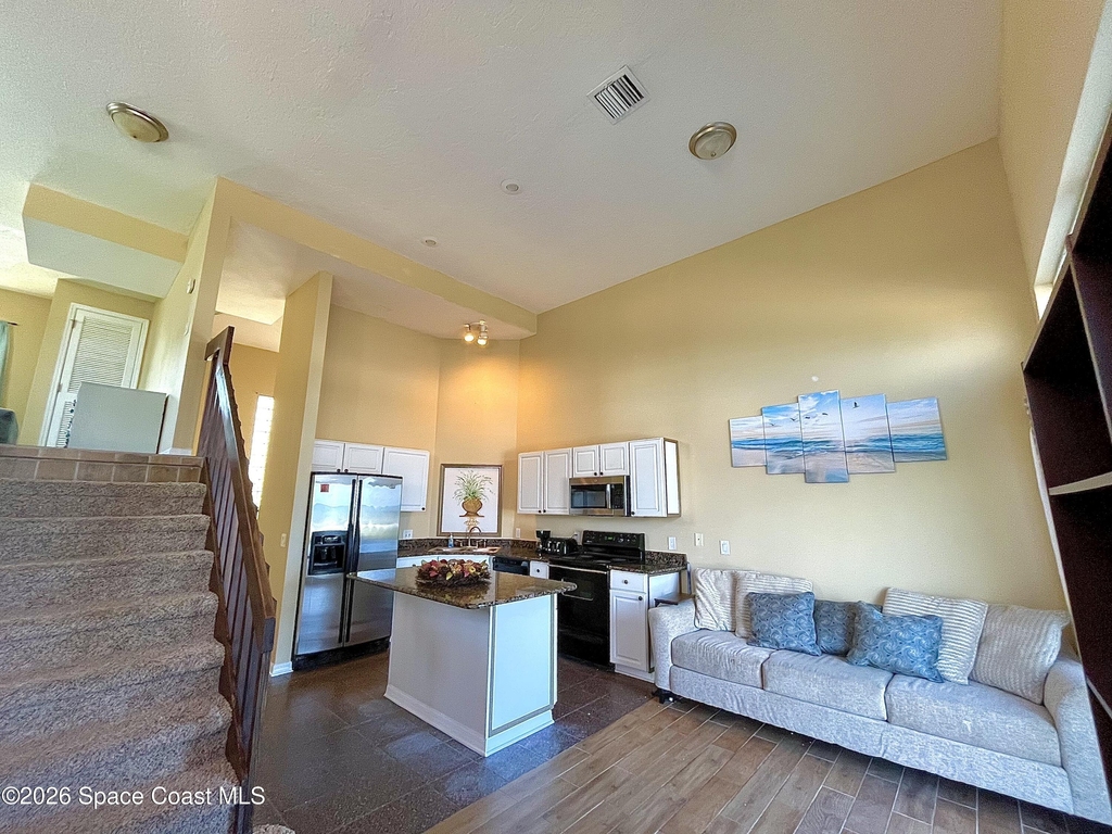799 Shell Street - Photo 8