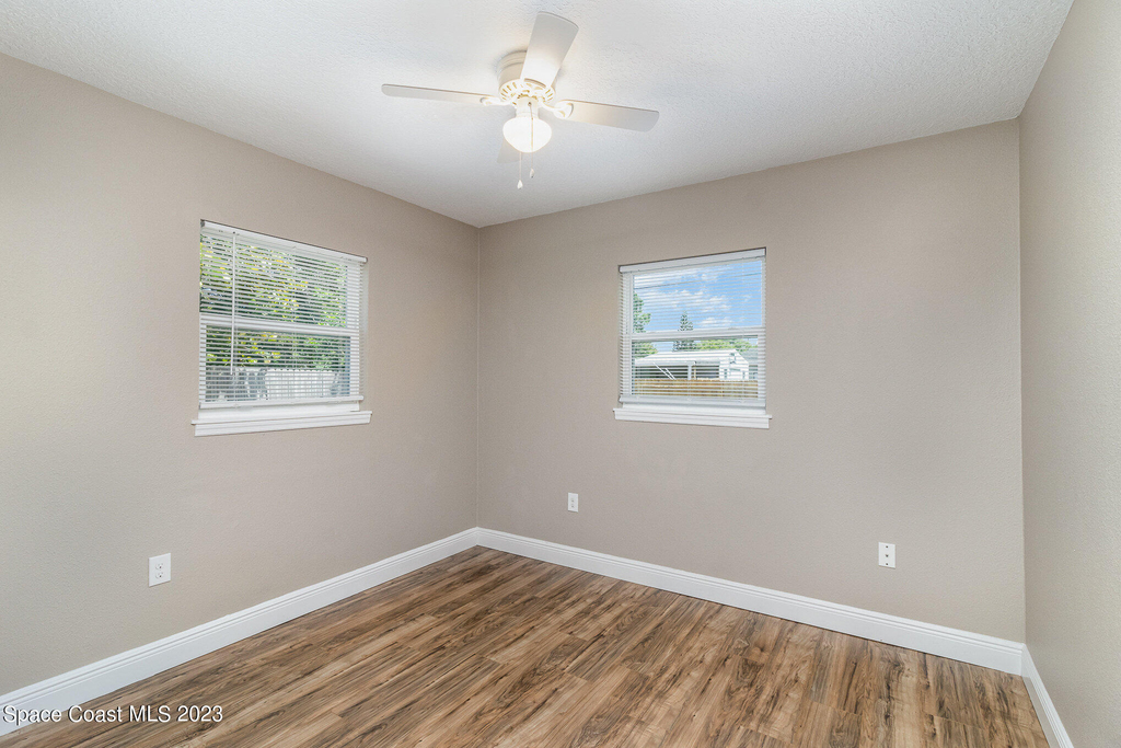 2567 Pepper Avenue - Photo 11