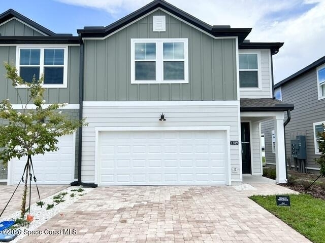1389 Bluewater Lane - Photo 0