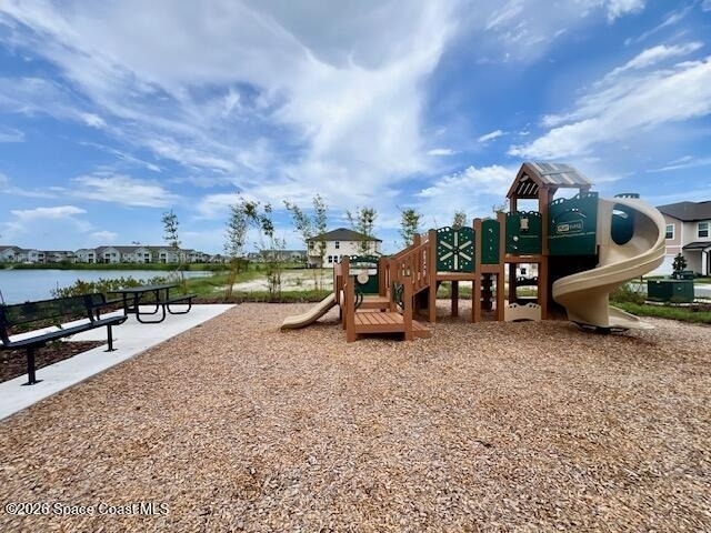 1389 Bluewater Lane - Photo 37