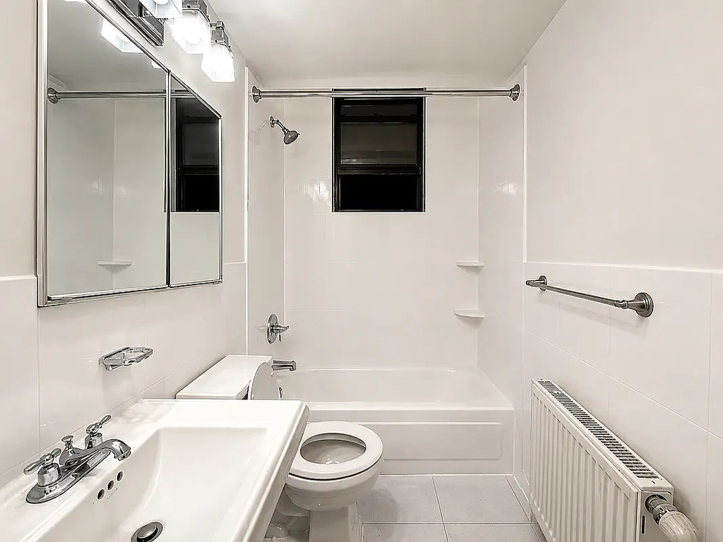 East 13th Street - Photo 13