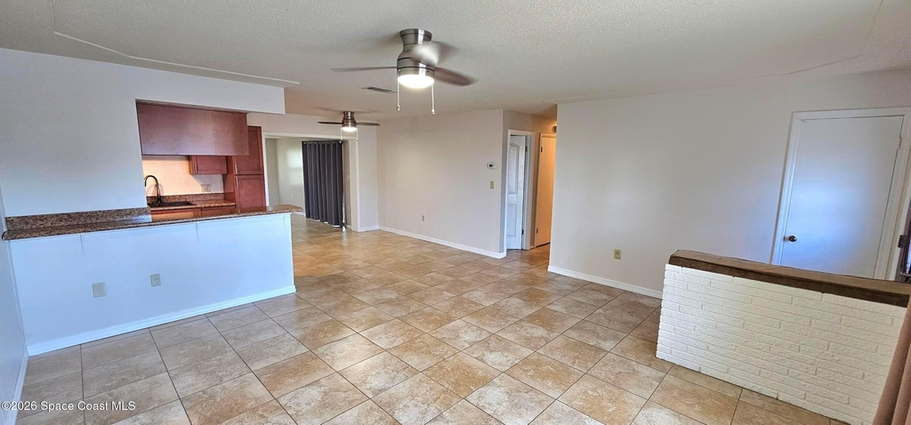 1380 Floral Lane - Photo 8